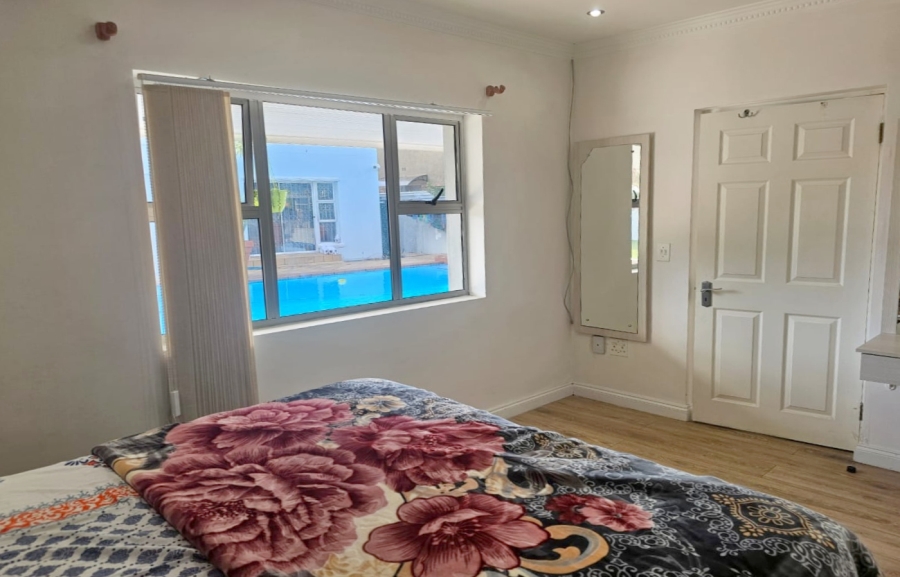 To Let 1 Bedroom Property for Rent in Rondebosch Western Cape